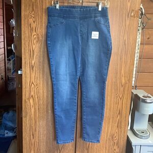 💥3/20💥 Old Navy Super Skinny Mid Rise Jeans Sz 6P NWOT